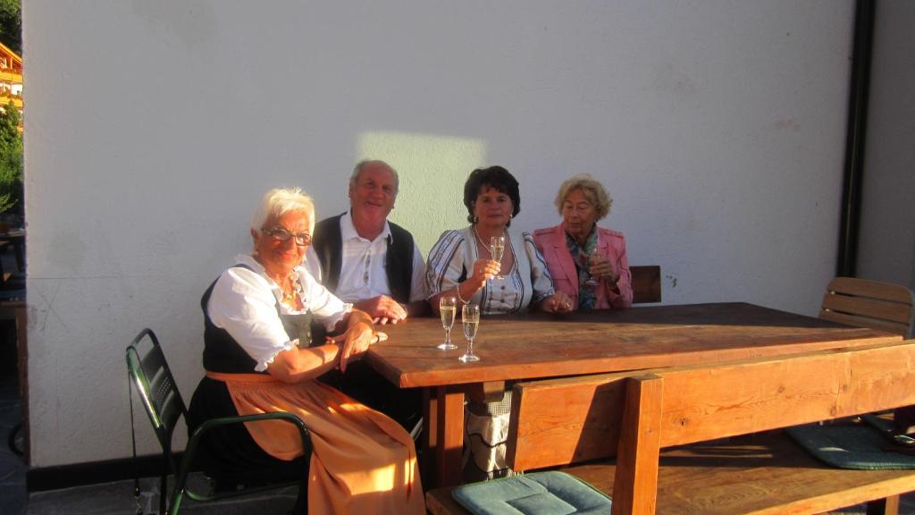 Pension Apartments Klotznerhof Schenna Dış mekan fotoğraf